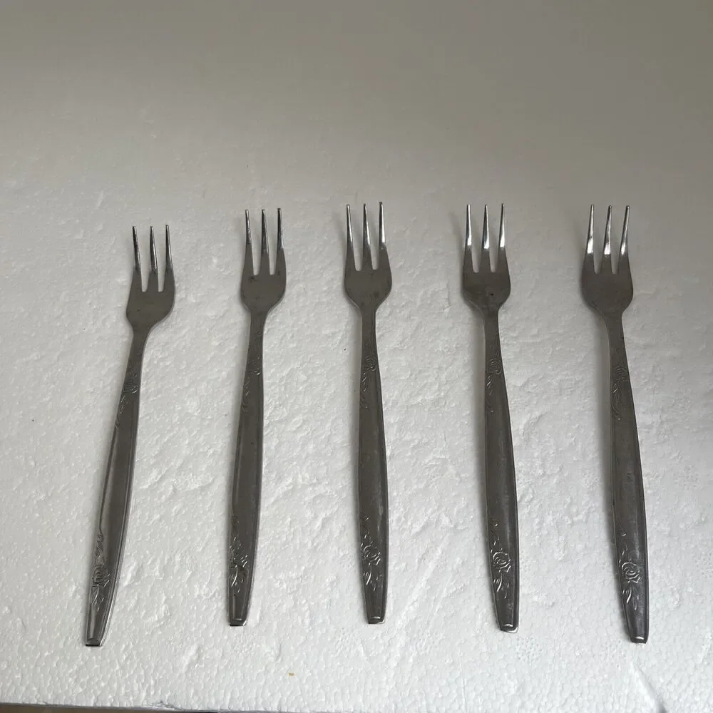 Vintage IIC Imperial stainless Cocktail Fork Young Rose set of 5